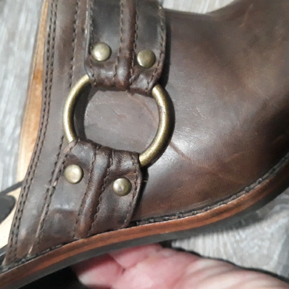 Frye dark brown leather clogs. Size 8 - Picture 10 of 13